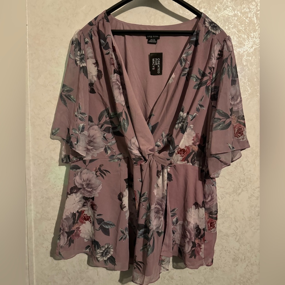 City Chic Floral Top